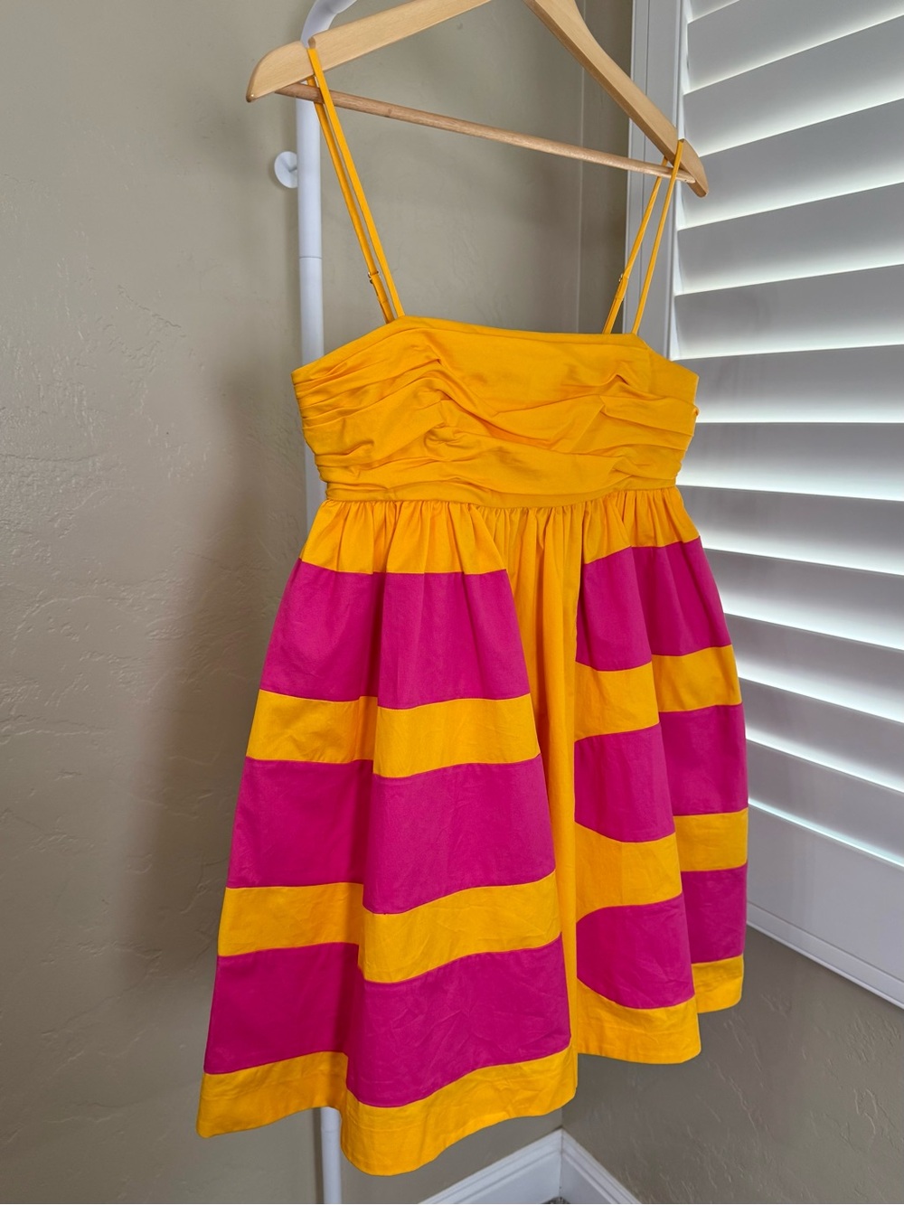 AMUR Aslin Colorblock Dress Size 4 Fuchsia Pink Marigold Mini NWT Sample - Picture 6 of 12